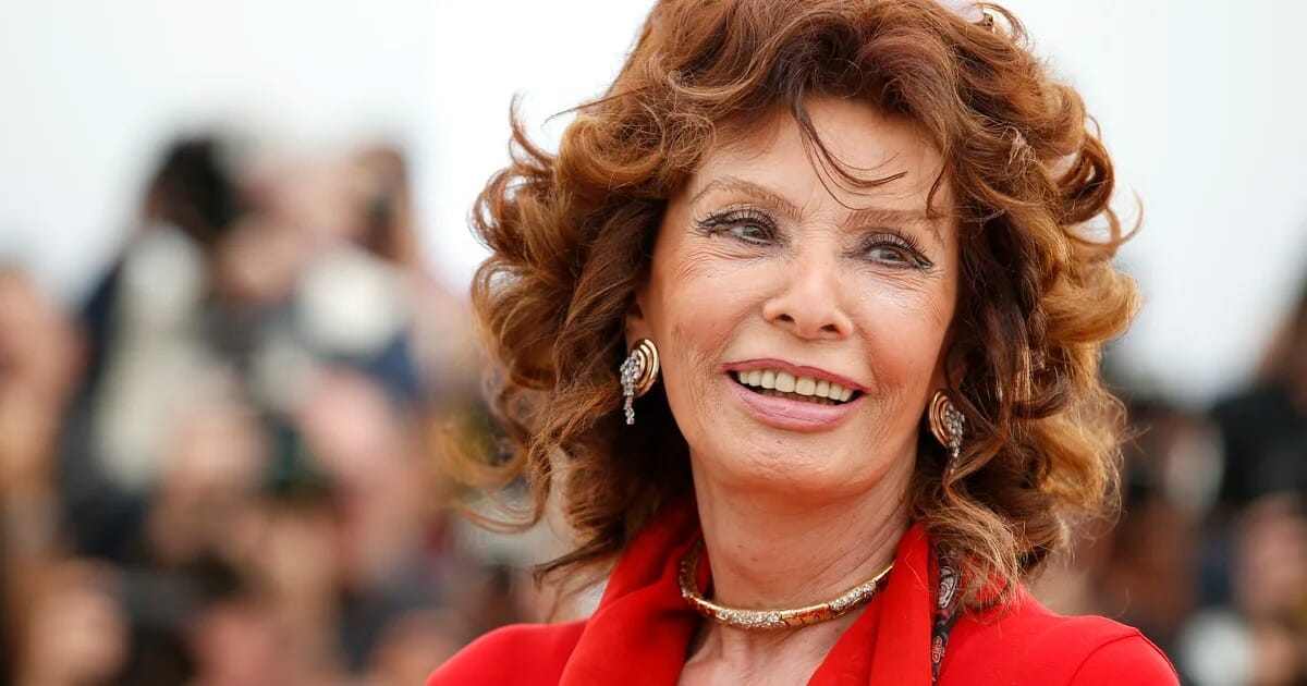 Sophia Loren wurde nach einem schweren häuslichen Unfall einer Notoperation unterzogen