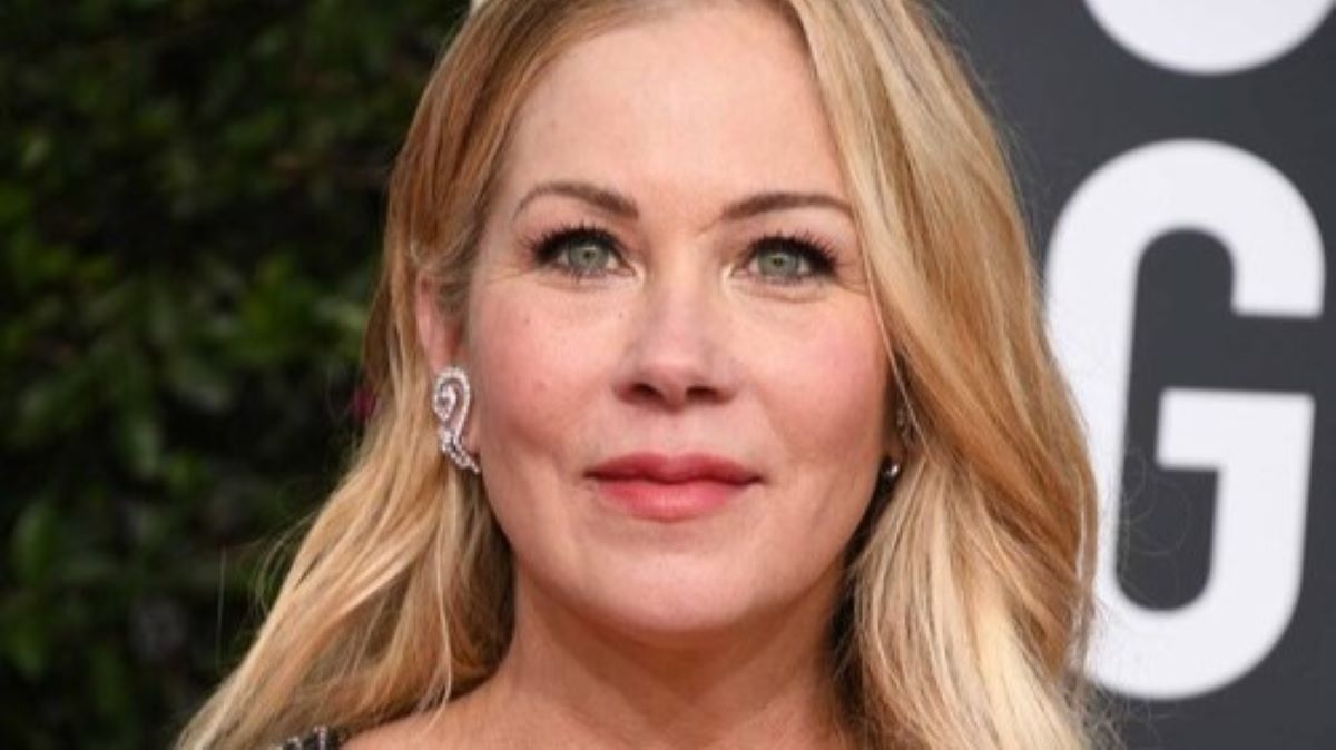 Christina Applegate looking with a smile